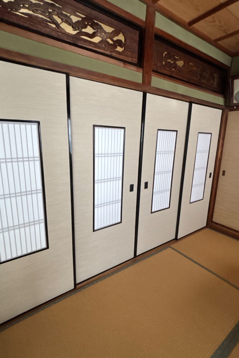 東大阪市若江南町・引き違い4枚組の襖張替え完成・施工後