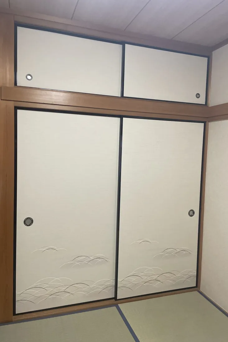 八尾市の襖張替え施工事例（青海波柄）